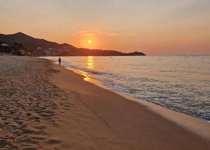 Thalassa Kavala * PalaiónTsiflíkion